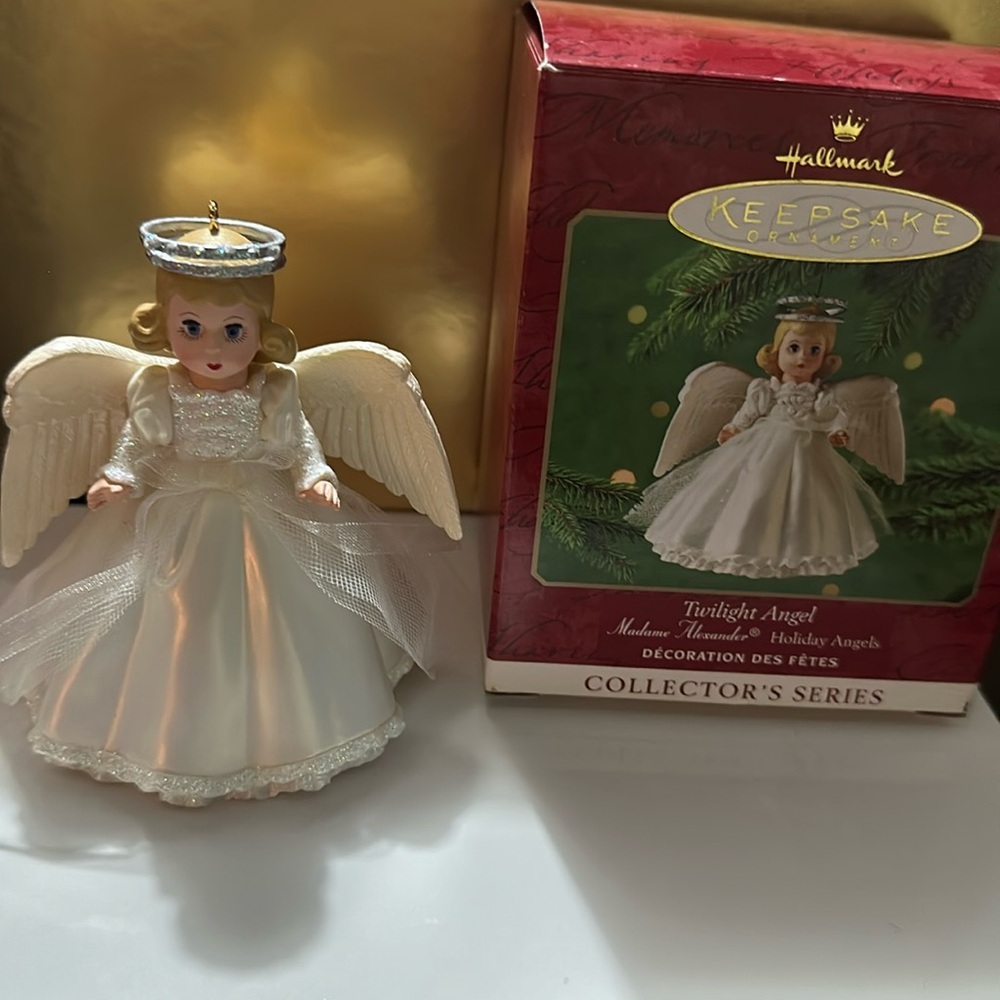 2000 Madame Alexander Holiday Angels 3rd & Final Twilight Angel